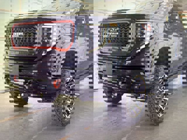 Used 2023 GMC Sierra 1500 AT4 w/ AT4 Premium Package AWD/4WD image 4
