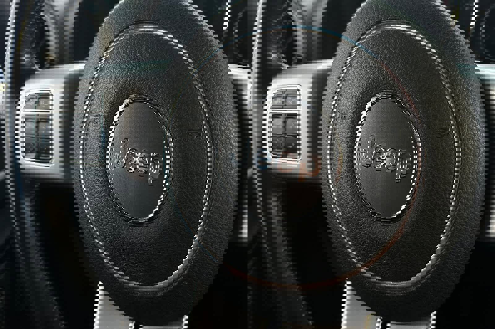 Used 2016 Jeep Wrangler Unlimited Sport image 25