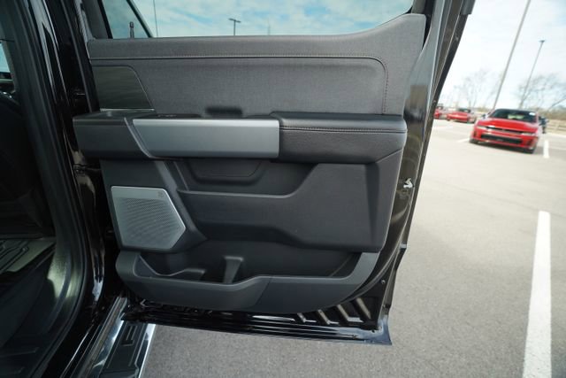 Used 2024 Ford F150 Lariat w/ Equipment Group 502A High image 23