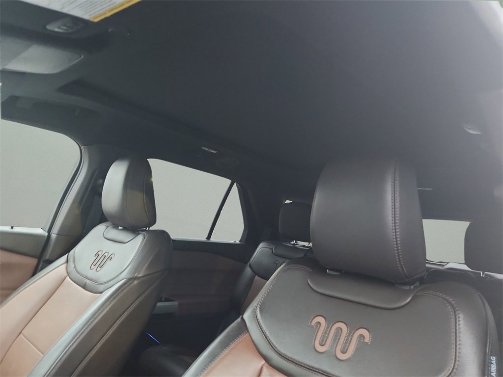 Used 2022 Ford Explorer King Ranch w/ Class IV Trailer Tow Package image 11