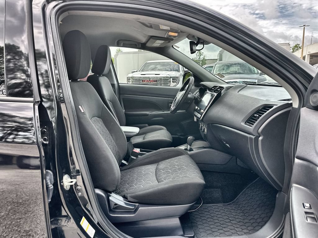 Used 2023 Mitsubishi Outlander Sport LE AWD/4WD image 26