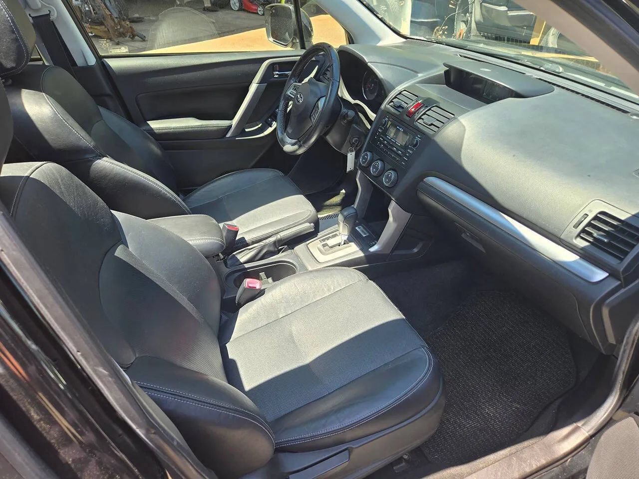 Used 2014 Subaru Forester 2.5i Limited AWD/4WD image 22