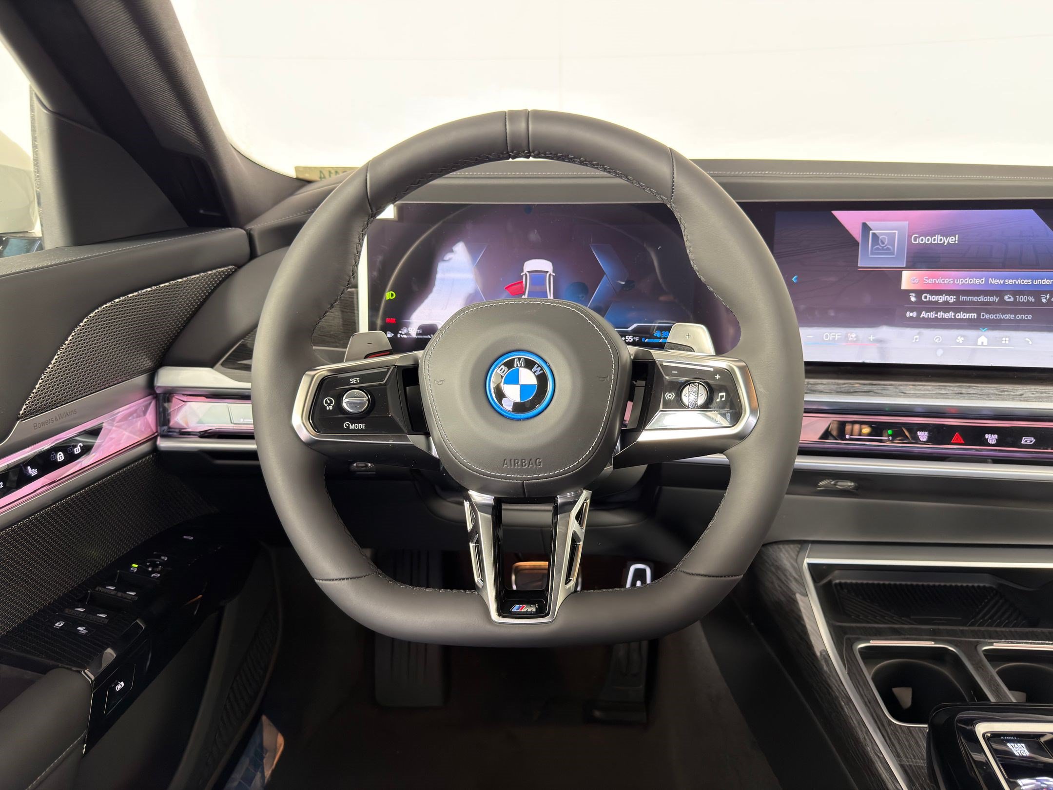 Used 2026 BMW 750e xDrive w/ Premium Package AWD/4WD image 13