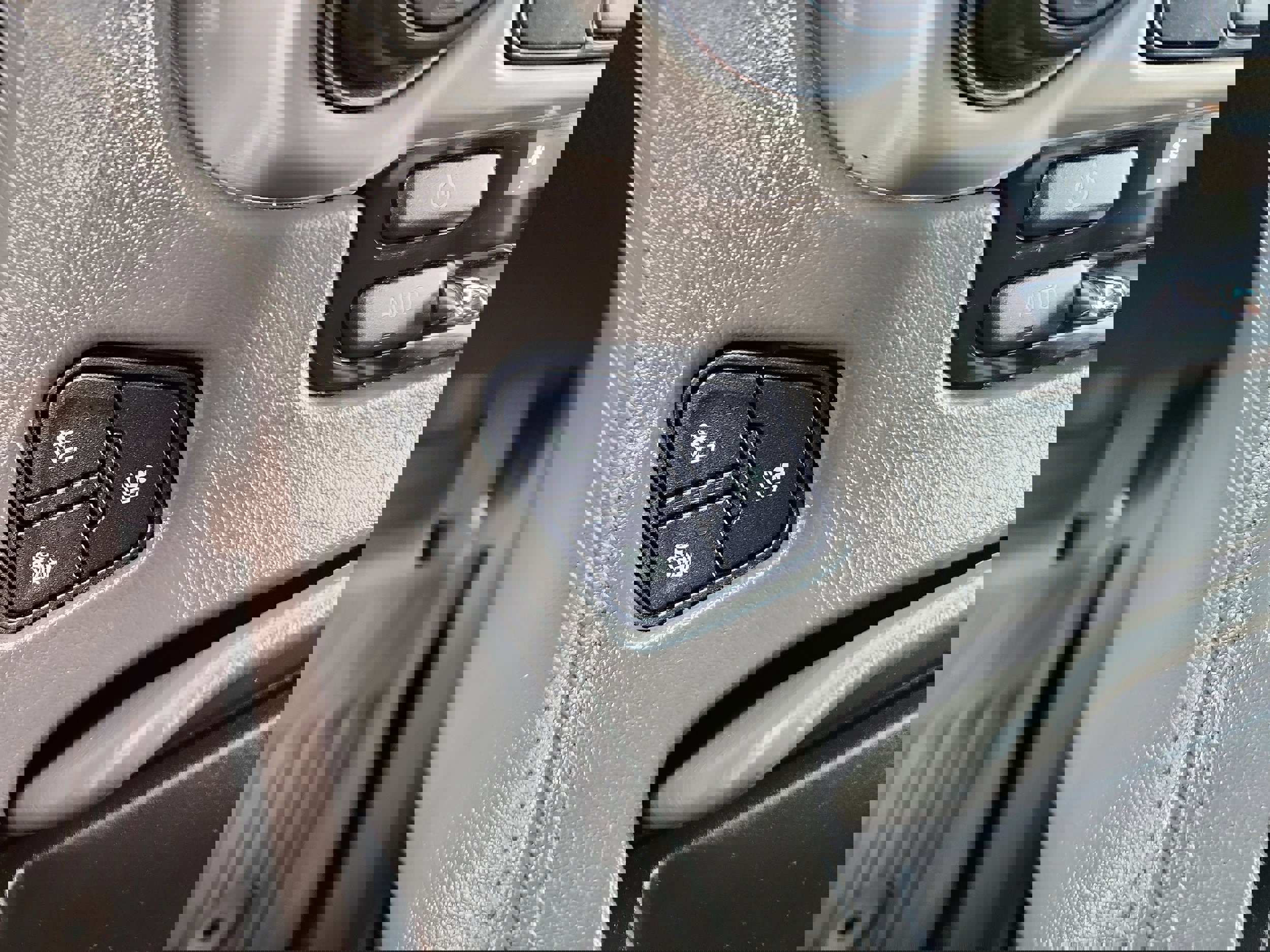 Used 2019 GMC Yukon Denali w/ Denali Ultimate Package image 23