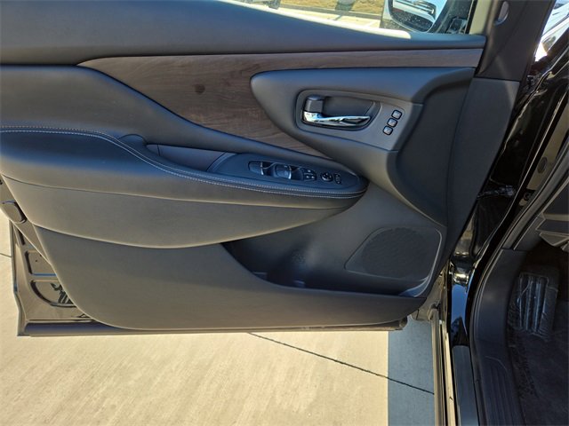 Certified 2024 Nissan Murano Platinum w/ Cargo Package image 11