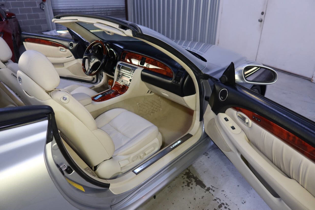 Used 2008 Lexus SC 430 Convertible image 12