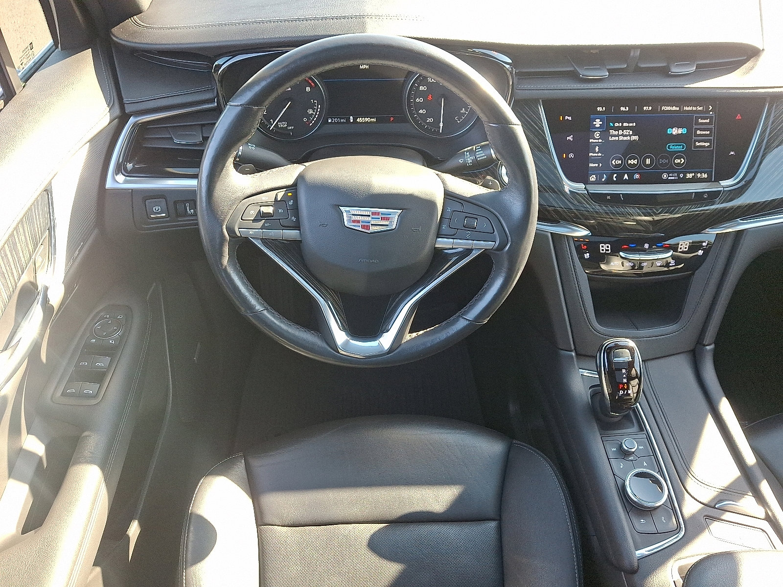 Certified 2022 Cadillac XT6 Premium Luxury w/ Technology Package image 12