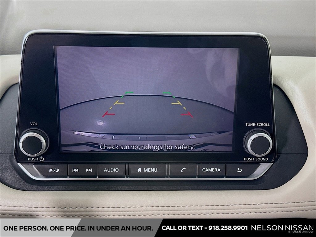 Used 2022 Nissan Rogue SV image 13