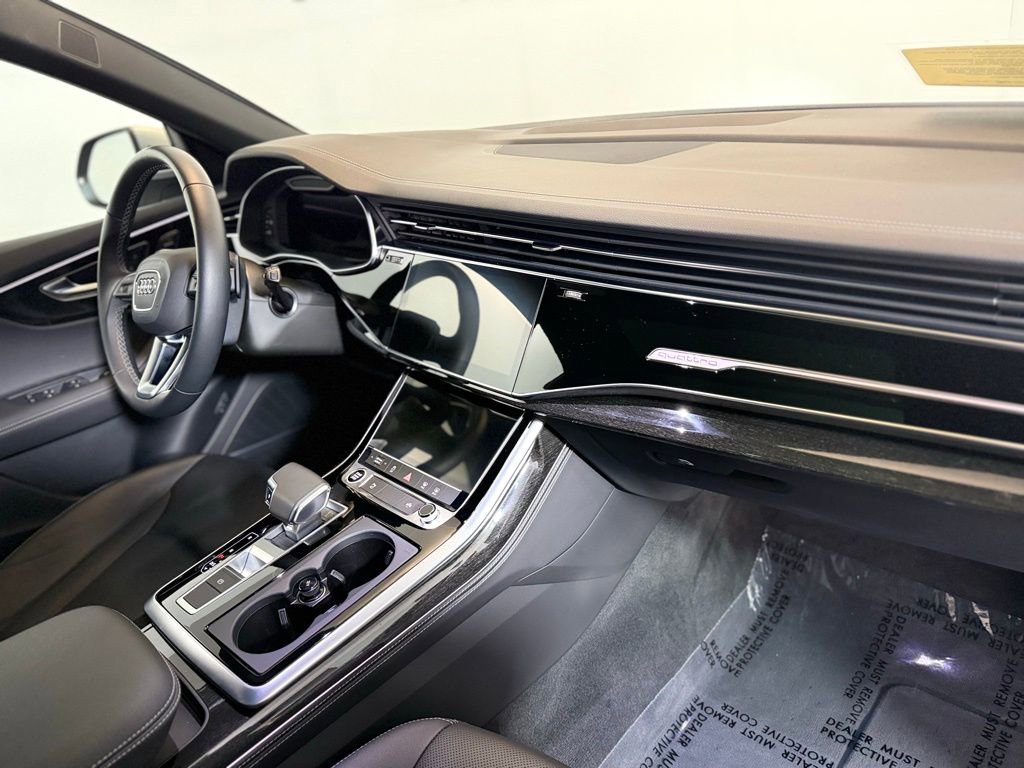 Used 2025 Audi Q8 Premium Plus image 22