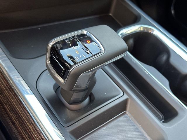 New 2026 GMC Sierra 1500 Elevation image 13