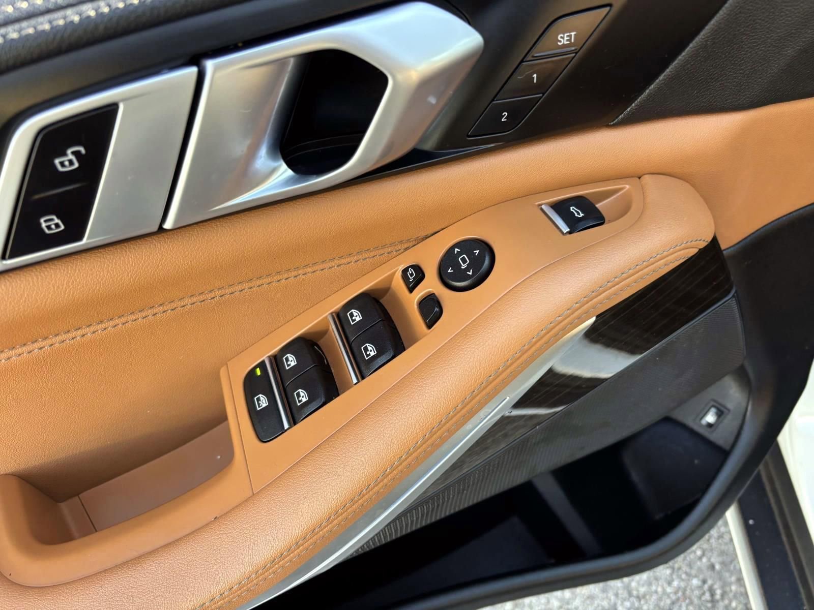 Used 2023 BMW X5 xDrive45e w/ Parking Assistance Package image 13