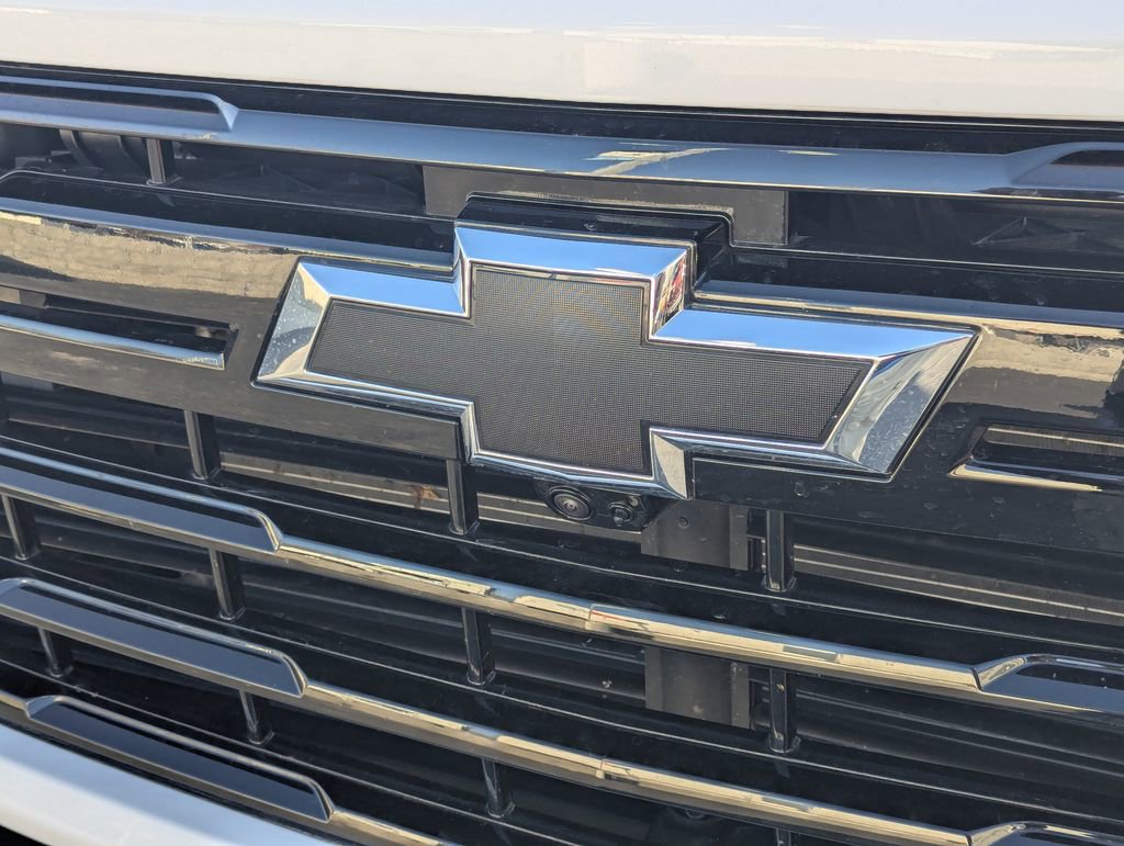 Used 2025 Chevrolet Silverado 3500 LT w/ Trail Boss Package image 11