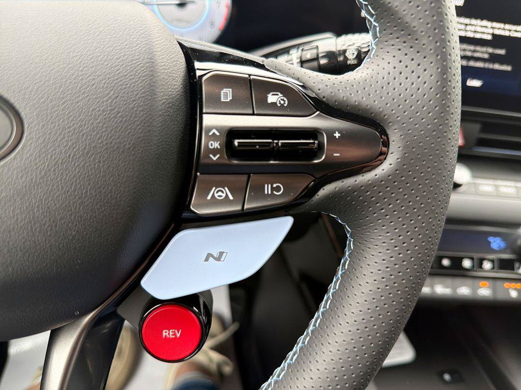New 2026 Hyundai Elantra N FWD image 18