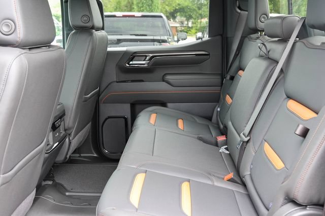 New 2026 GMC Sierra 1500 AT4 w/ Technology Package AWD/4WD image 17