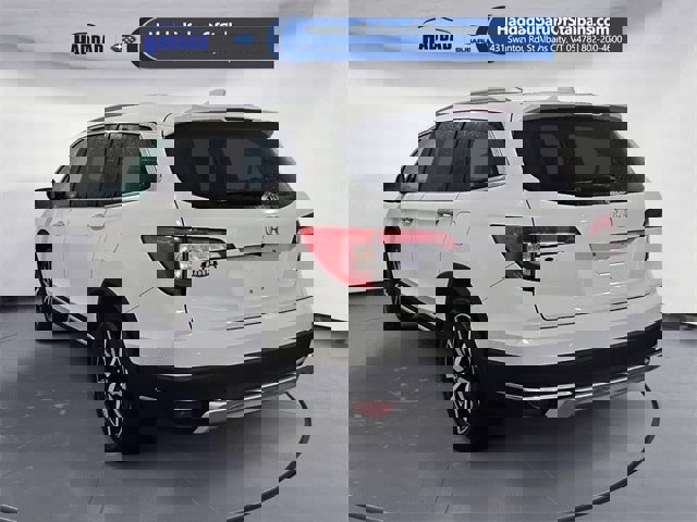 Used 2022 Honda Pilot Touring image 3