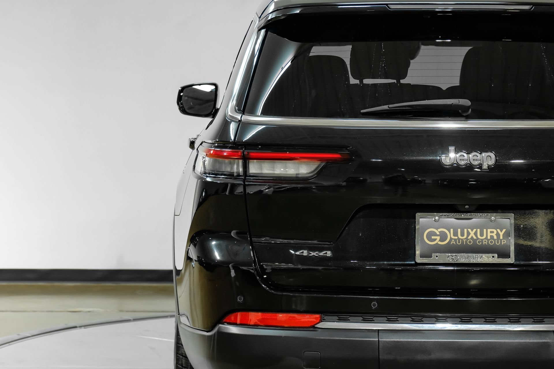 Used 2023 Jeep Grand Cherokee L Limited AWD/4WD image 58