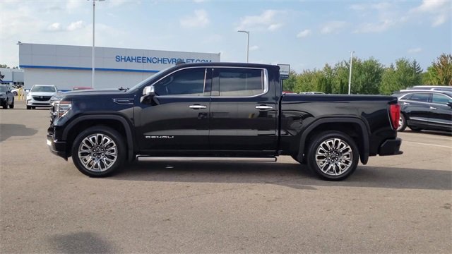 Used 2024 GMC Sierra 1500 Denali Ultimate image 5