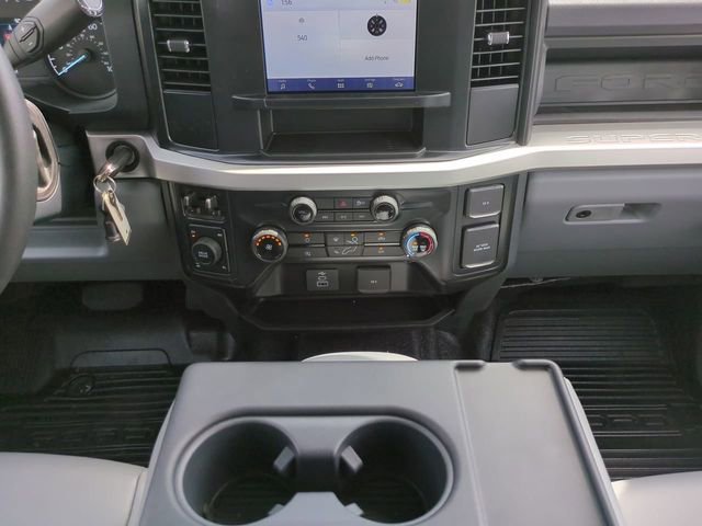 New 2026 Ford F250 XL w/ XL Chrome Package AWD/4WD image 18