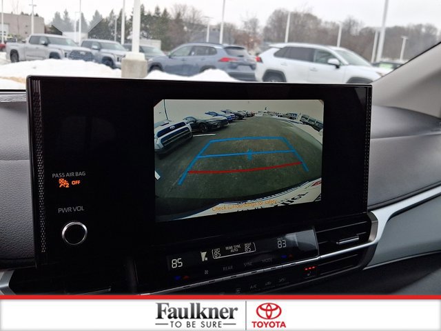 Certified 2025 Toyota Sienna XLE image 17