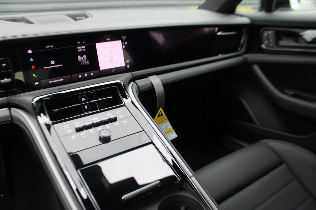 New 2025 Porsche Panamera 4 AWD/4WD image 20