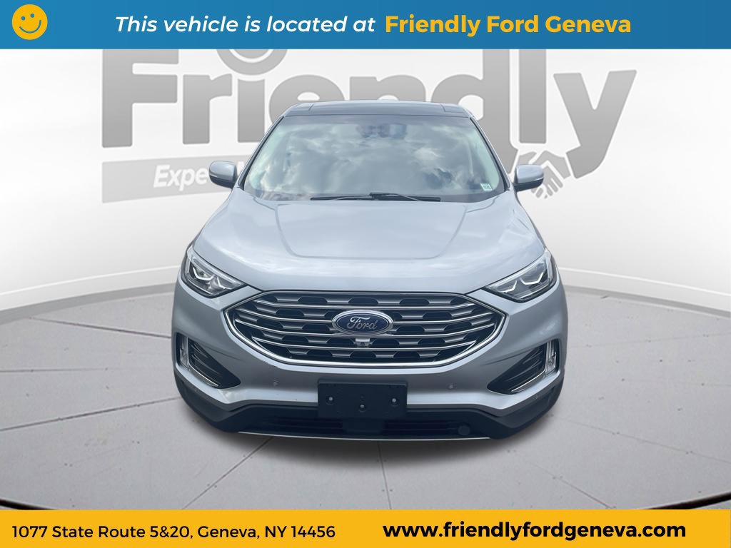Used 2020 Ford Edge Titanium w/ Equipment Group 301A AWD/4WD image 2