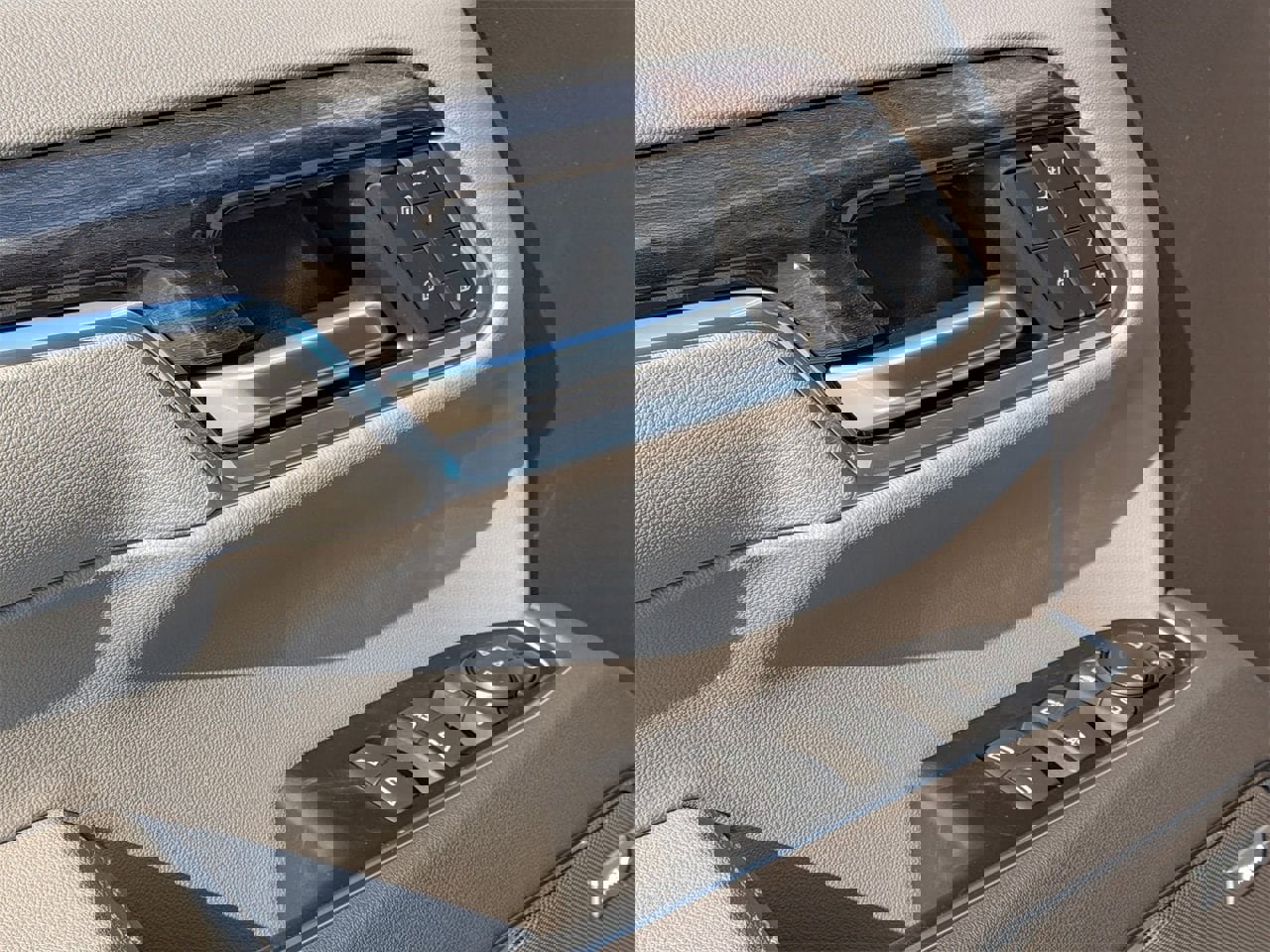 New 2026 Chevrolet Silverado 1500 LTZ w/ LTZ Premium Package image 8