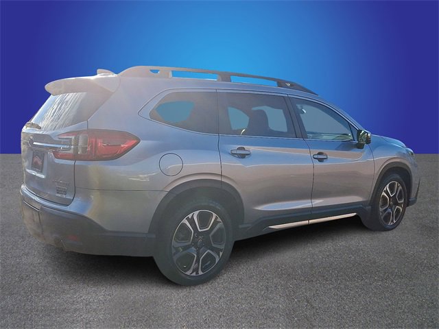 Used 2023 Subaru Ascent Limited w/ Technology Package image 4