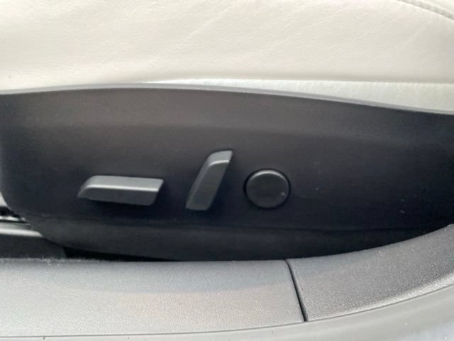 Used 2019 Tesla Model 3 Standard Range Plus RWD image 27