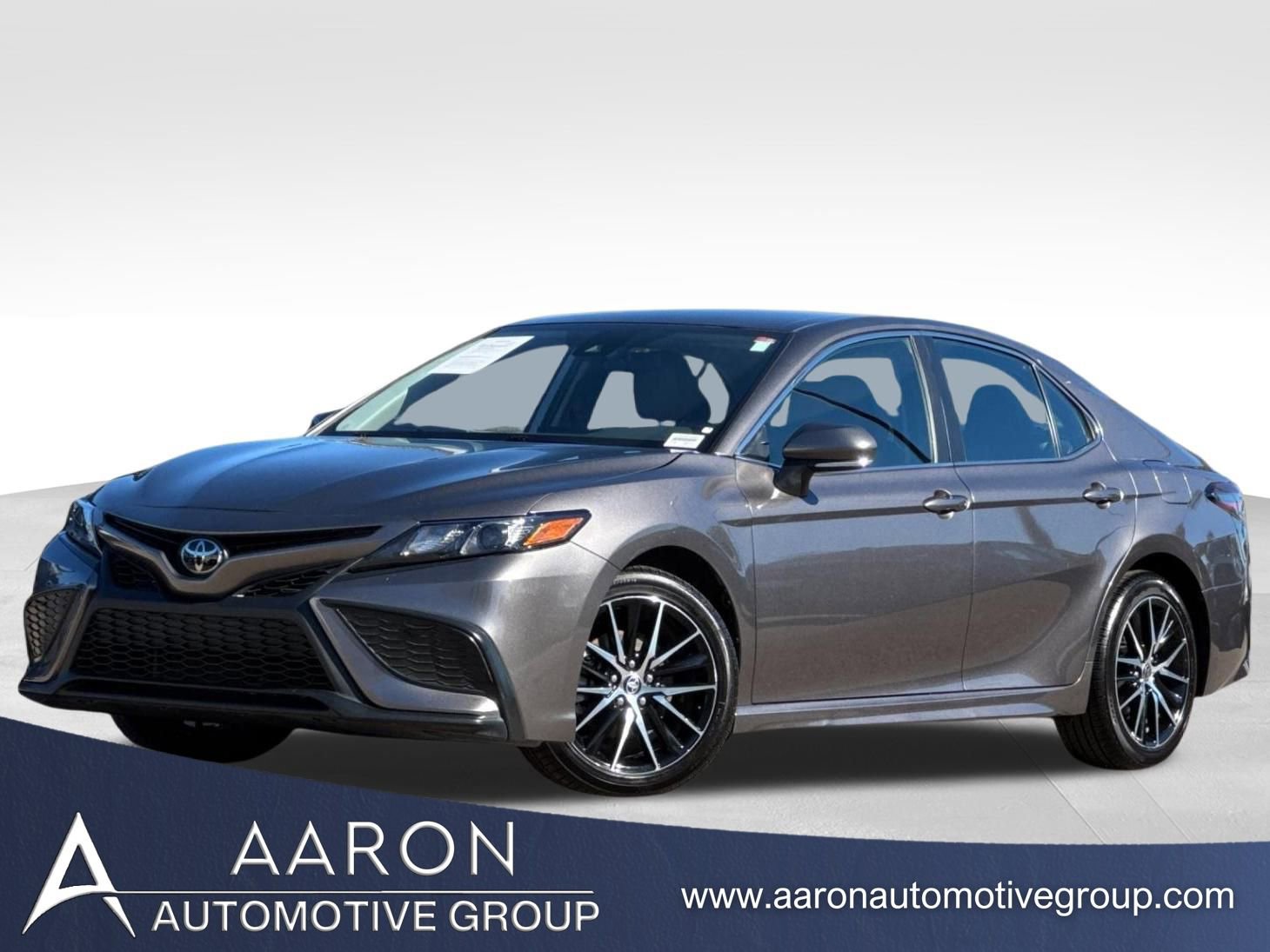 Used 2024 Toyota Camry SE