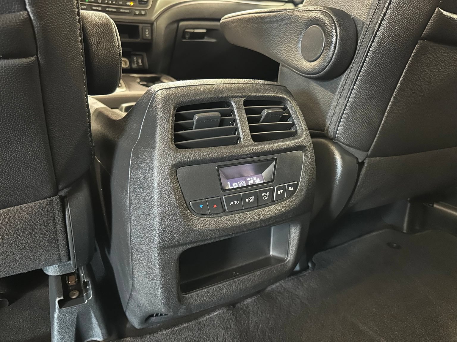 Used 2018 Honda Pilot EX-L image 35