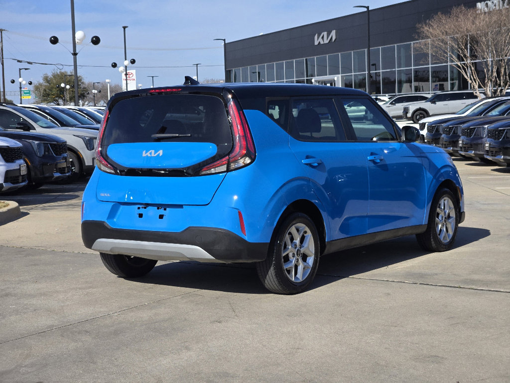 Used 2024 Kia Soul S image 4