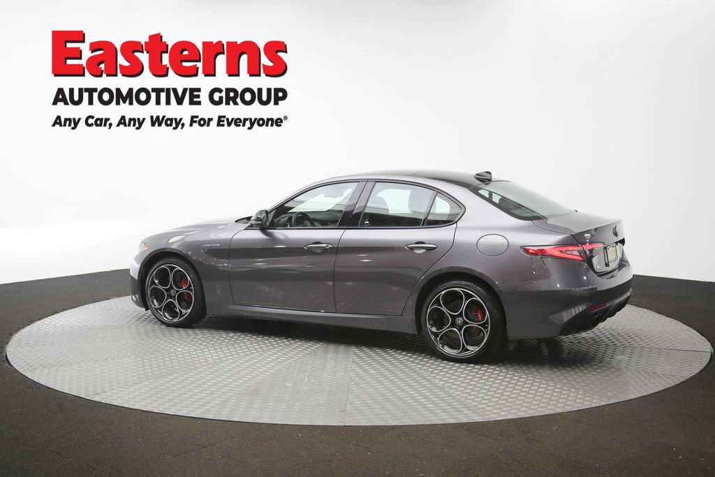 Used 2024 Alfa Romeo Giulia Veloce AWD/4WD image 62