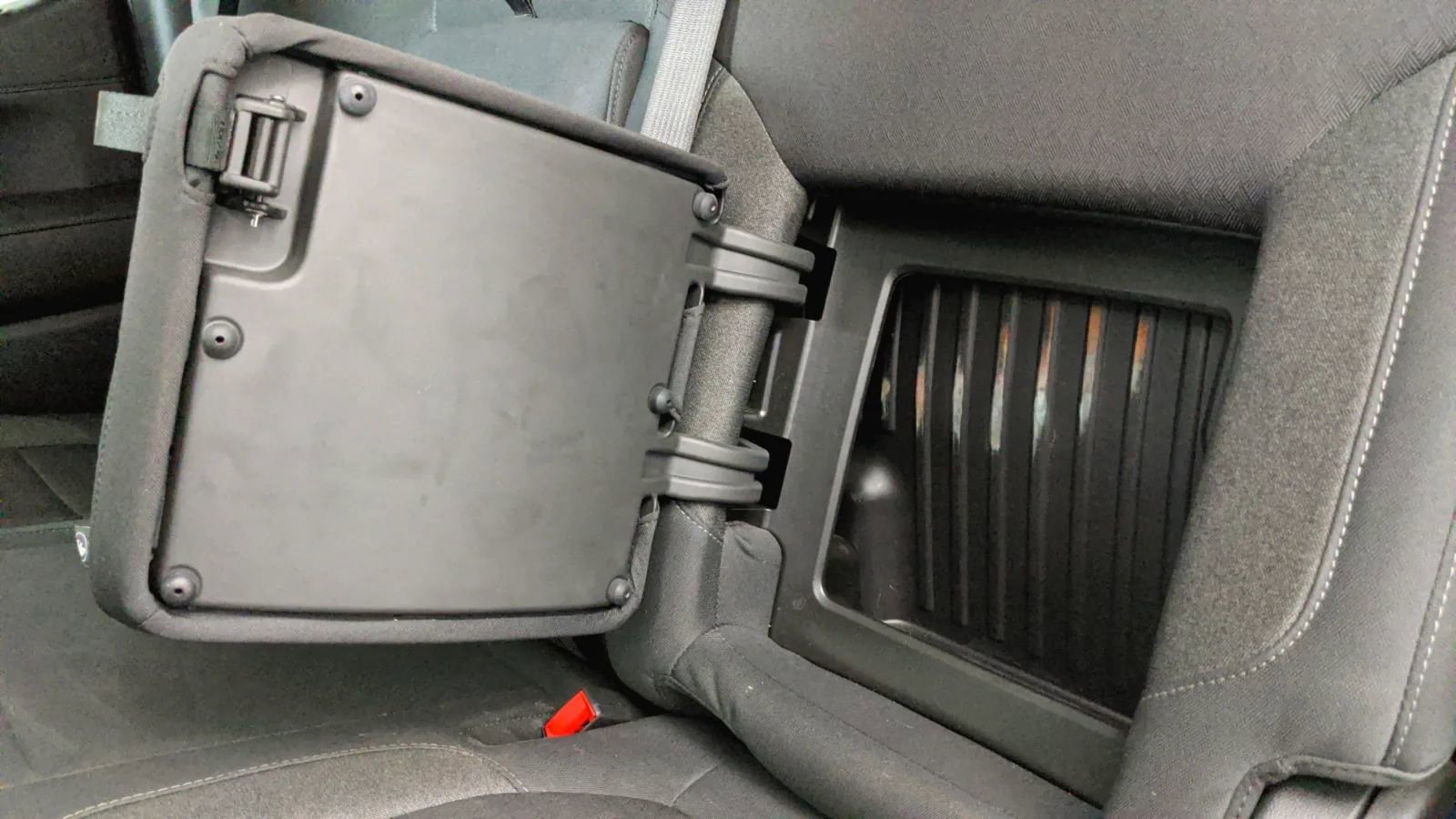 Used 2020 GMC Sierra 1500 SLE w/ SLE Convenience Package image 27