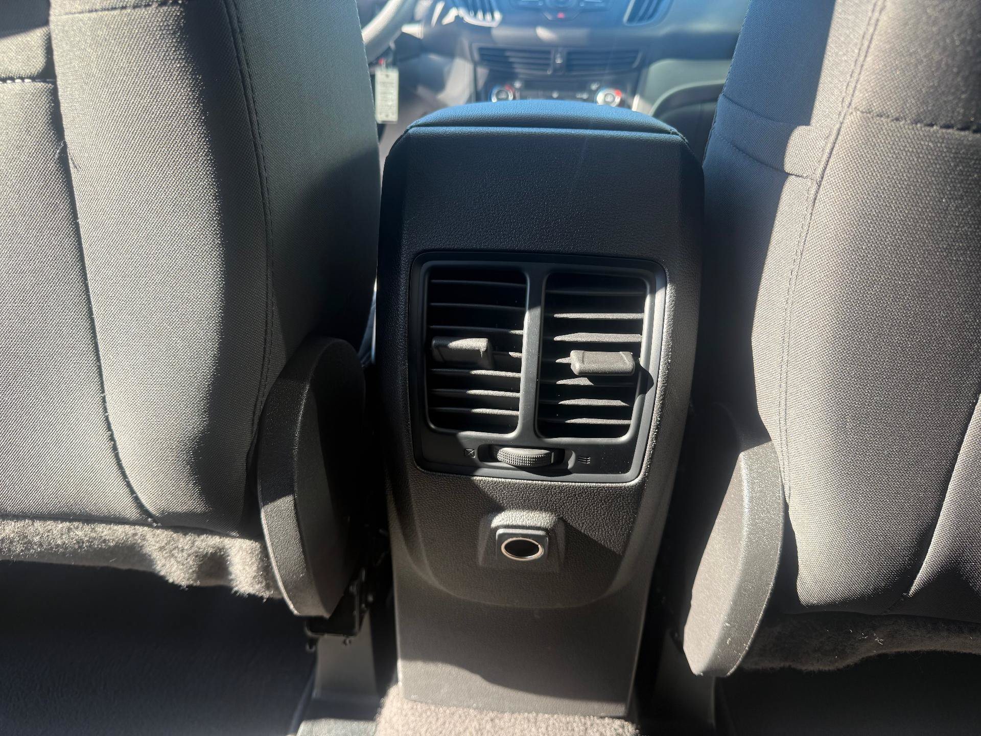 Used 2017 Ford Escape SE AWD/4WD image 23