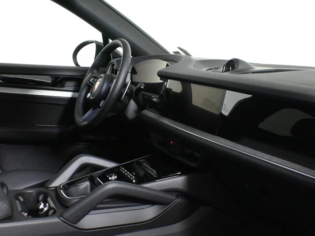 Used 2026 Porsche Cayenne Coupe AWD/4WD image 38