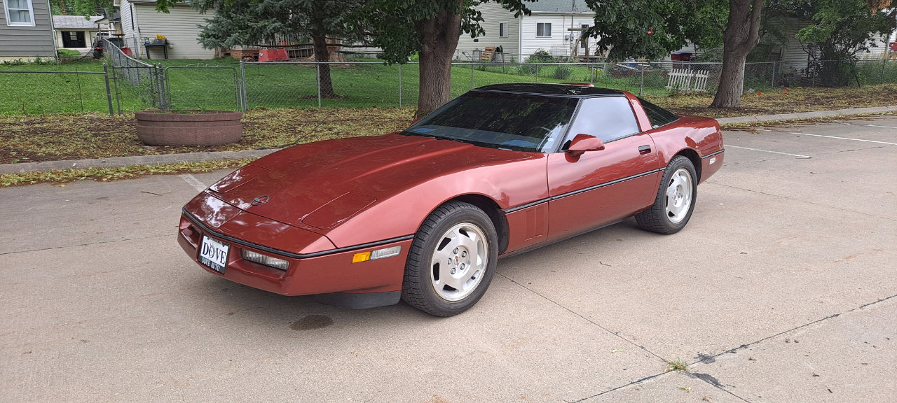 Used 1988 Chevrolet Corvette Base image 2