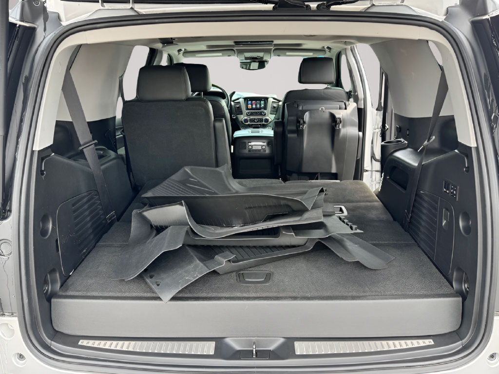 Used 2020 GMC Yukon Denali w/ Open Road Package AWD/4WD image 16