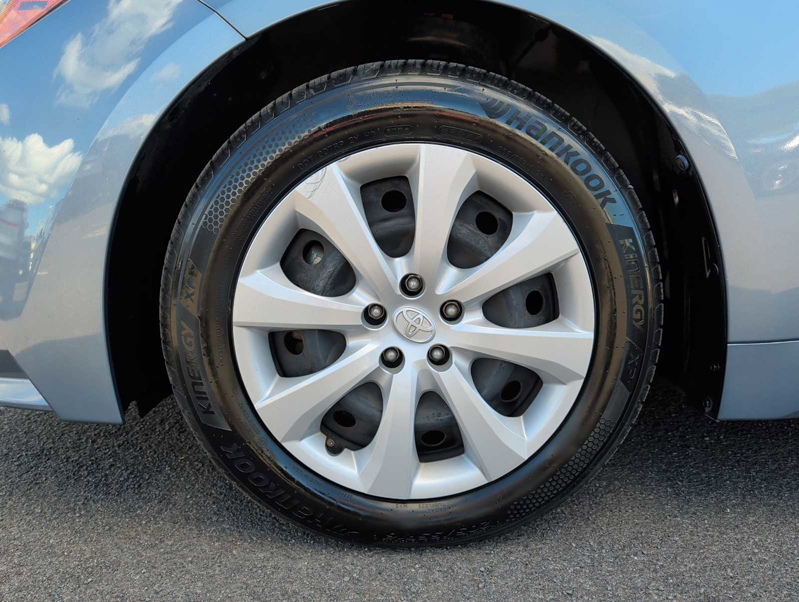 Used 2023 Toyota Corolla LE image 17