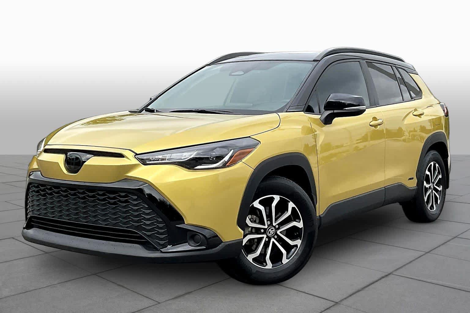 Used 2024 Toyota Corolla Cross AWD Hybrid w/ Moonroof Package image 1