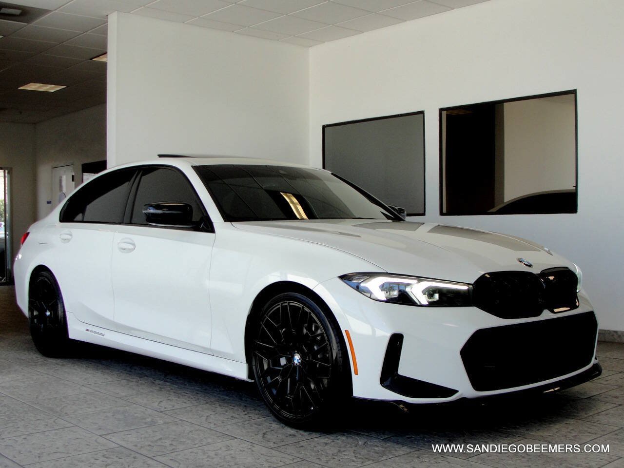 Used 2023 BMW 330i Sedan w/ M Sport Package RWD image 45