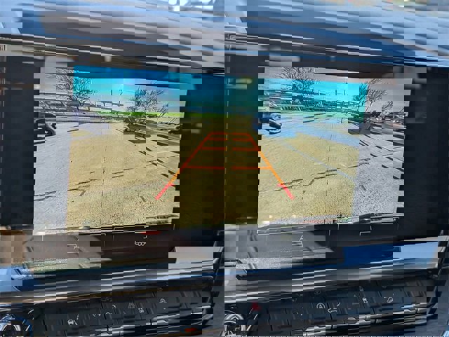 Used 2025 GMC Sierra 1500 SLT image 14