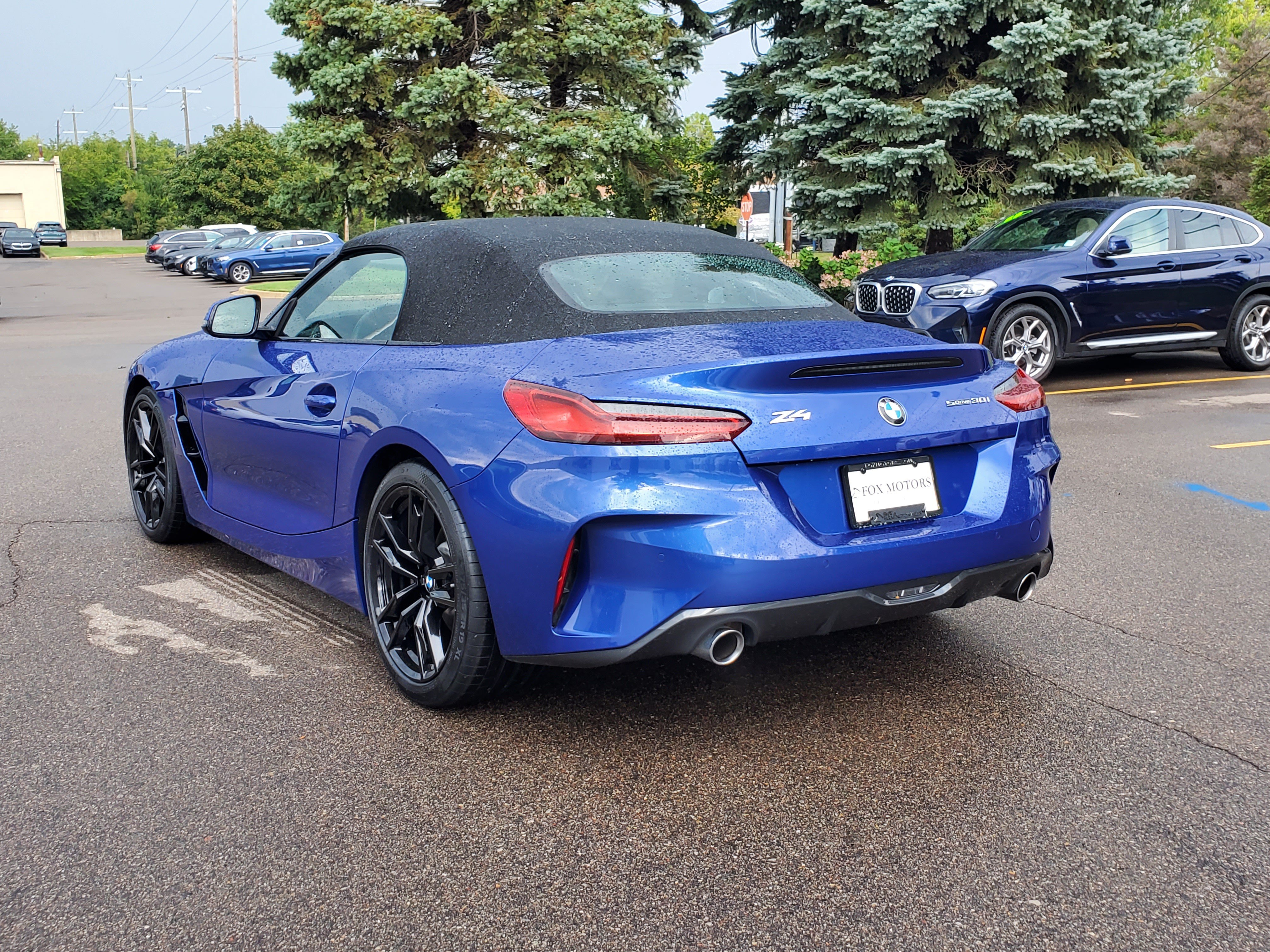 Certified 2024 BMW Z4 sDrive30i w/ Convenience Package RWD image 3