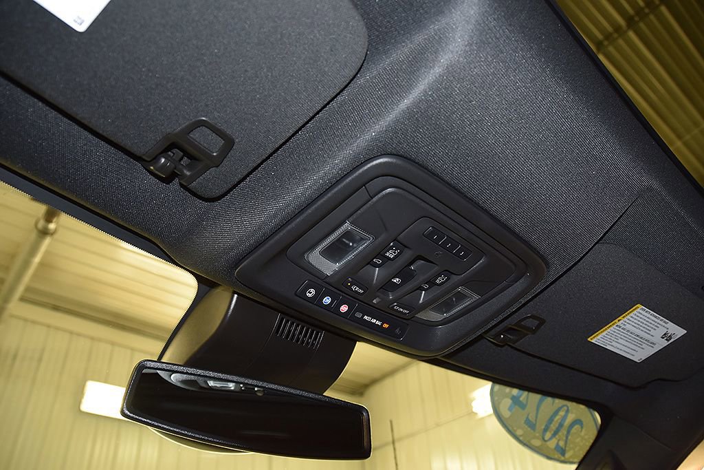 Used 2024 Chevrolet Silverado 2500 High Country w/ Z71 Off-Road Package AWD/4WD image 29