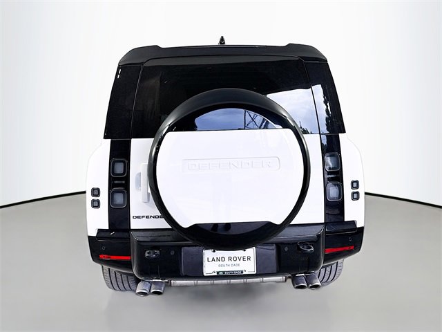 New 2026 Land Rover Defender 130 V8 image 6