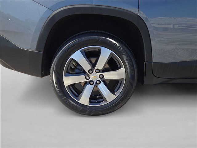 Certified 2021 Chevrolet Traverse LT w/ LT Premium Package FWD image 24