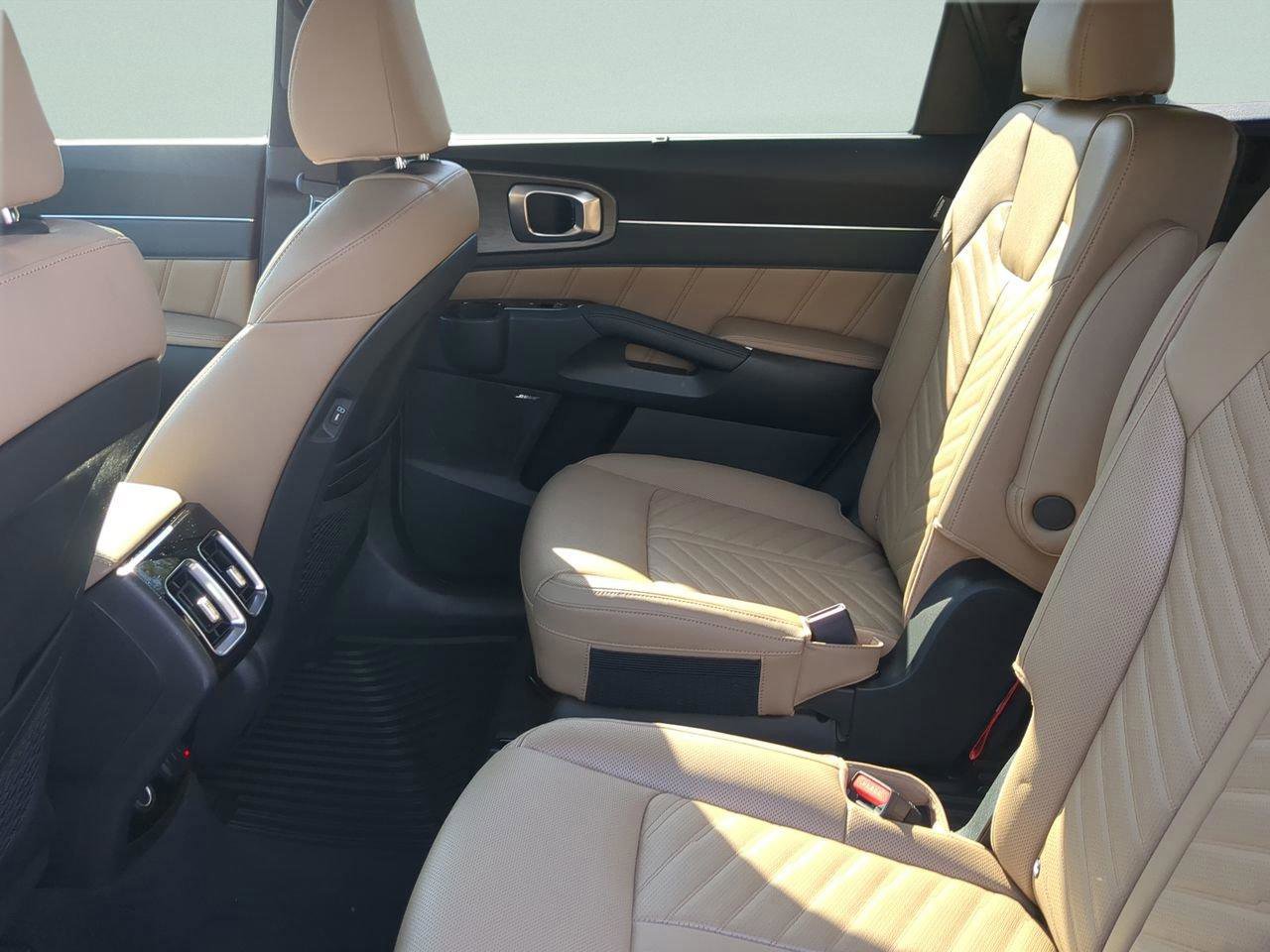 New 2026 Kia Sorento SX Prestige w/ Olive Brown Leather Package image 11