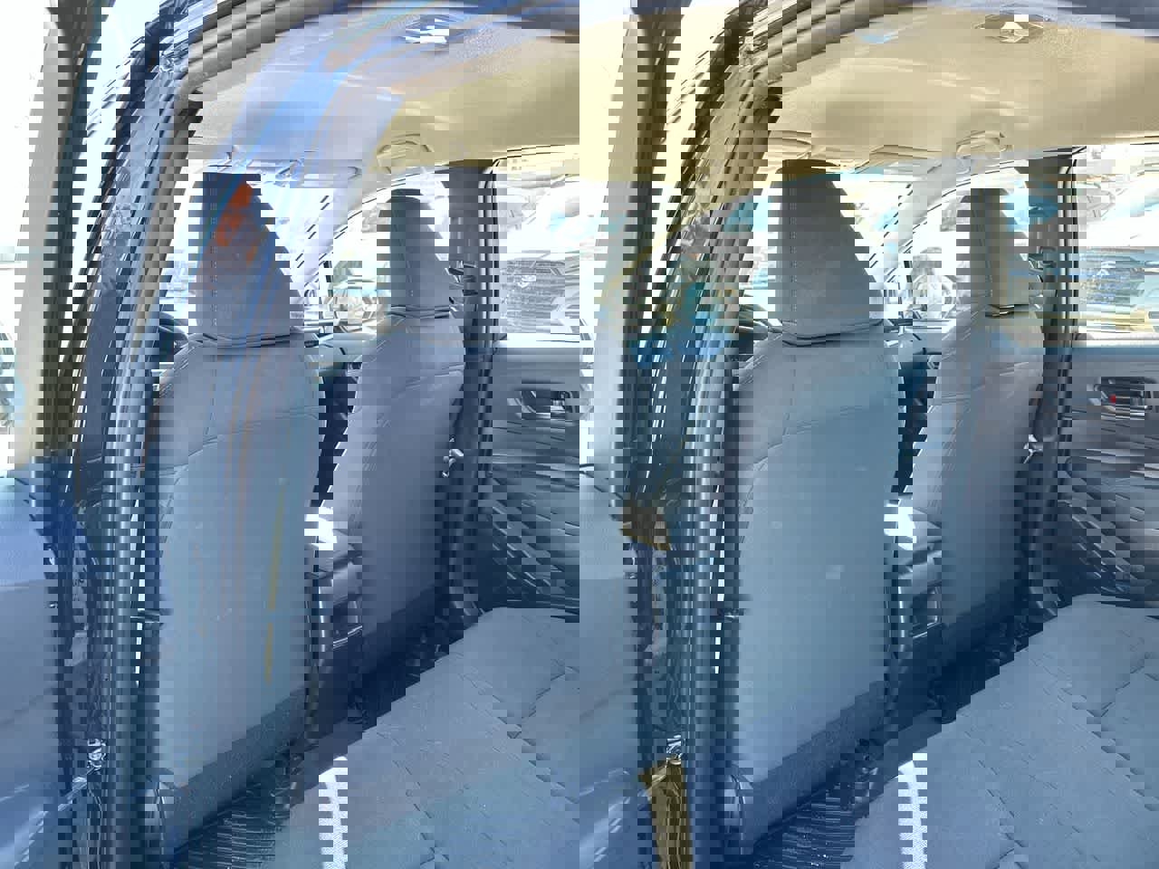 Used 2022 Toyota Corolla LE image 23