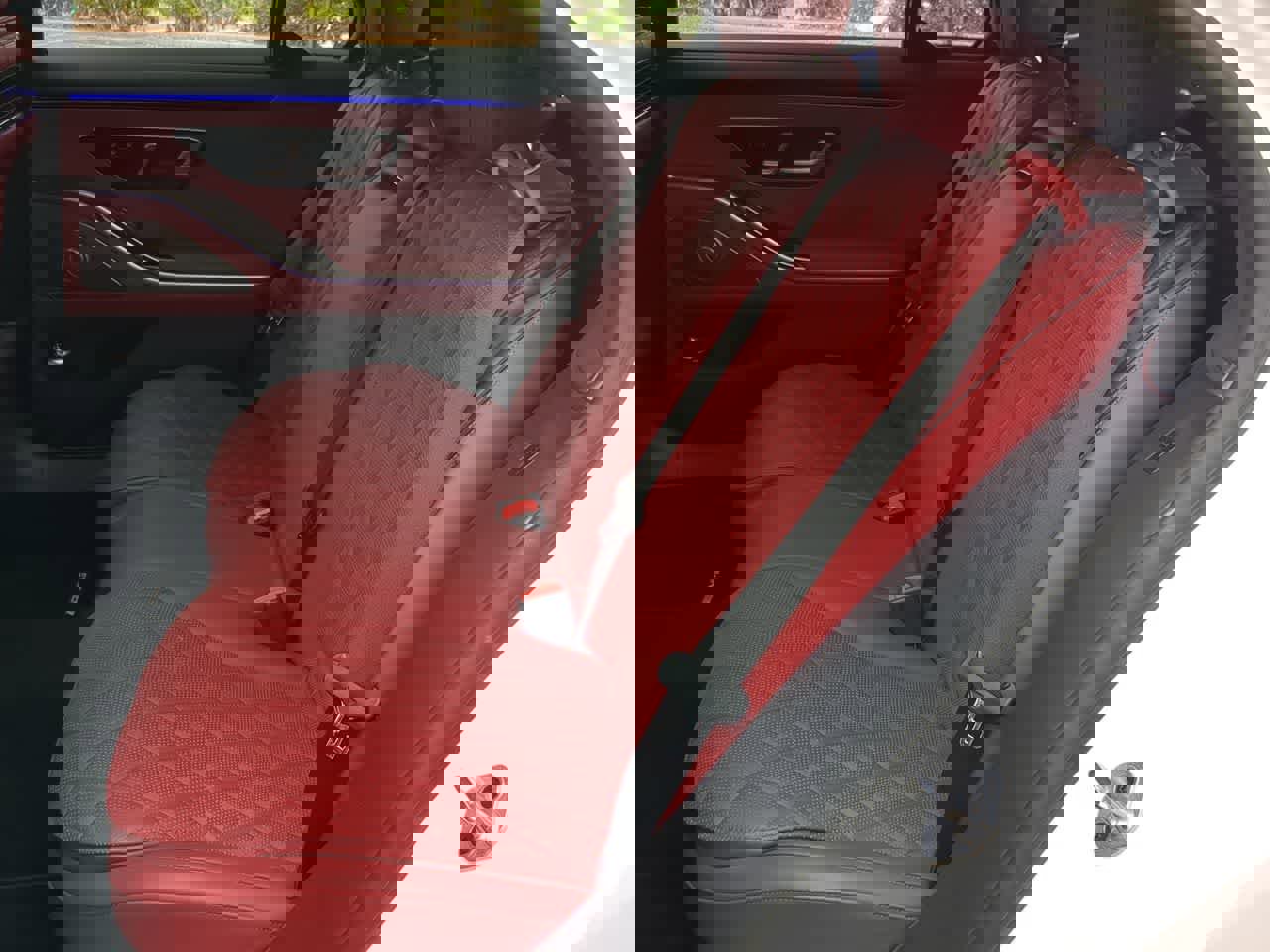 Used 2023 Mercedes-Benz S 580e 4MATIC Sedan image 19