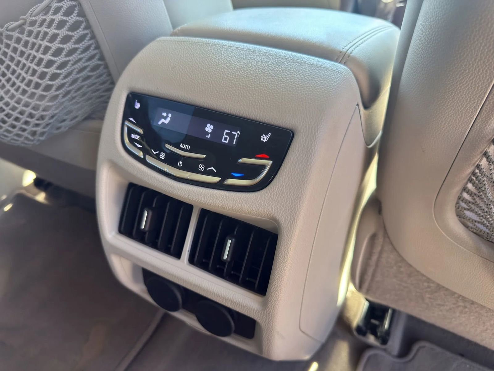 Used 2016 Cadillac SRX Premium FWD image 30