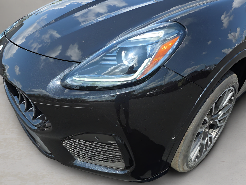 New 2025 Maserati Grecale Modena AWD/4WD image 9